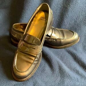 Johnston & Murphy—Gwynn— Graphite patent leather loafers.